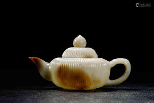 A Chinese Carved Jade Tea Pot