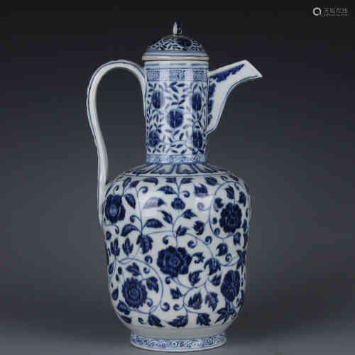 A Chinese Blue and White Porcelain Wine Pot