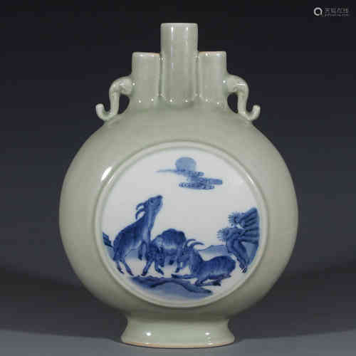 A Chinese Celadon Glazed Blue and White Porcelain Vase