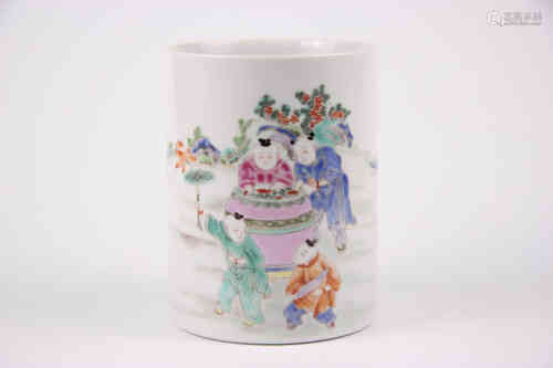 A Chinese Famille-Rose Porcelain Brush Pot