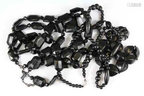 Costume Jewellery, including three jet-style necklaces; five cultured pearl bracelets, single black pearl bracelet and a grey pearl necklace, approx 22 cms