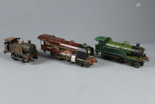 A Quantity of Vintage Meccano Hornby Trains and Accessories; this lot comprises O Gauge LMS Royal Scot Locomotive 6100, O Gauge Locomotive (green livery), GW engine (green livery), two Pullman passenger carriages, ML Ltd Engine nr 2710 (Burgundy livery), LMS  black engine (no markings), a 2711 tender, Robert Hudson Ltd tender, a 2710 tender, LMS tender, RNWR tender, with a small quantity of platform accessories, Note: In various degrees of condition
