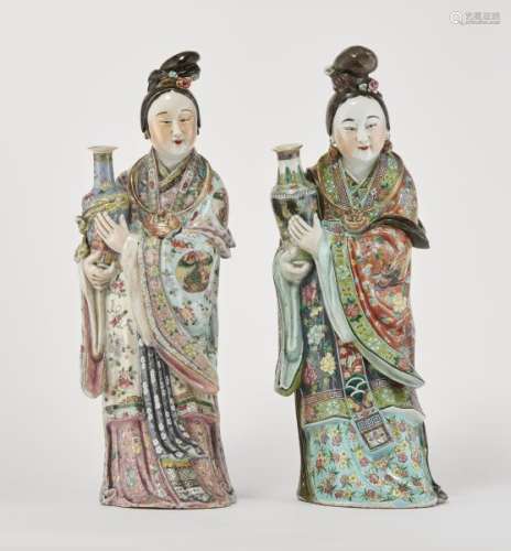 Deux grandes courtisanes, Chine, époque République (1912-1949) - Porcelaine [...]