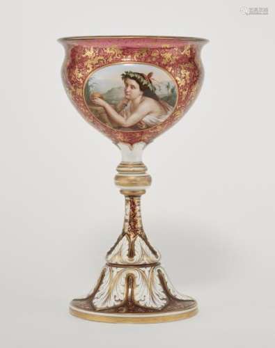 Calice, Bohème, XIXe s. pour le marché Qajar - Verre teinté rouge, overlay blanc [...]