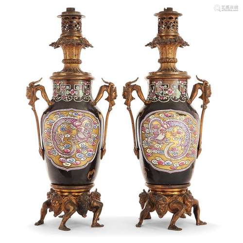 PAIR OF GOLDED BRONZE AND PORCELAINE OIL LAMPS, NA…