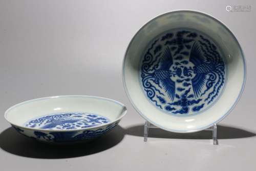 Pair of Chinese Blue and White Porcelain Dishs