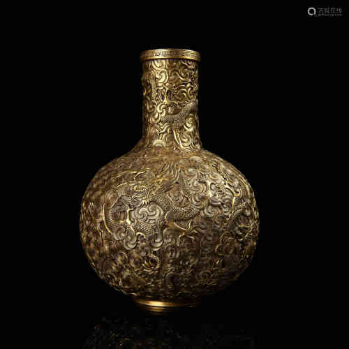 A Chinese Gilt Bronze Vase