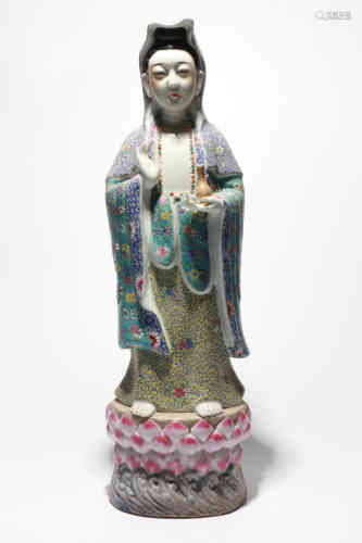A Chinese Famille-Rose Porcelain Figural Decoration