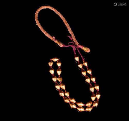 A Chinese Gold Necklace