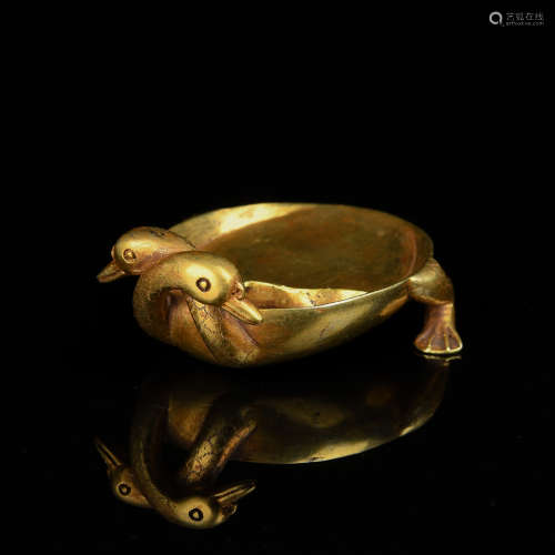 A Chinese Gilt Bronze Ink Stone