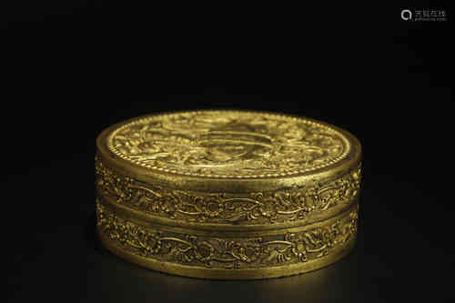 A Chinese Gilt Bronze Box with Cover