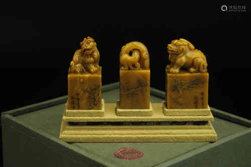 A Set of Chinese Carved Shoushan Stone Seals