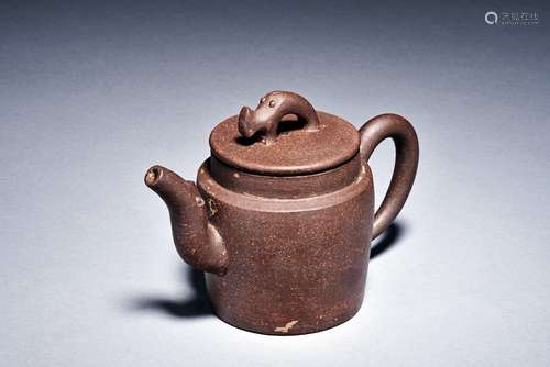 A YIXING PURPLE CLAY TEAPOT