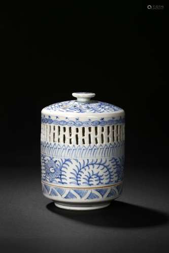 A BLUE AND WHITE JAR AND COVER