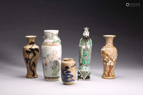 A GROUP OF FOUR PORCELAIN VASES AND WUCAI FIGURE