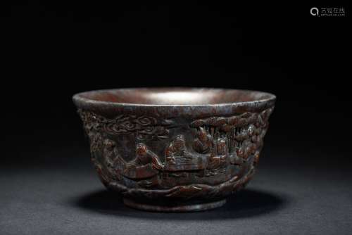 A HORN CARVED 'FIGURES AND LANDSCAPE' BOWL