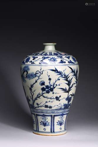 A BLUE AND WHITE PLUM BLOSSOM VASE