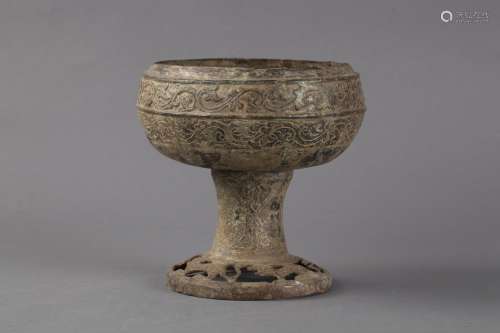 AN ARCHAISTIC BRONZE DOU VESSEL