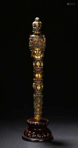 A TIBETAN GILT BRONZE PEARL INLAID RITUAL OBJECT