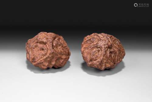 A PAIR OF CHINESE WALNUTS TOGGLE PIECES