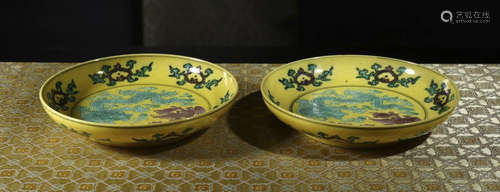 a pair of bowl glazing colored dragon and phoenix