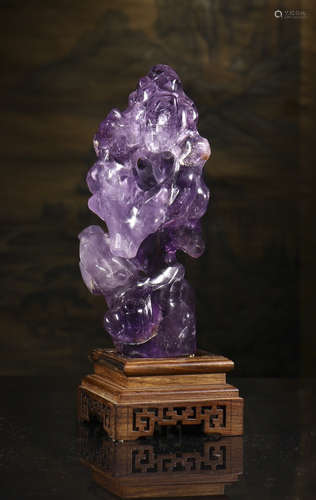 Amethyst mountain ornaments with base