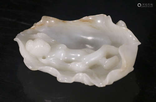 Hetian jade ornament carving lotus leaf