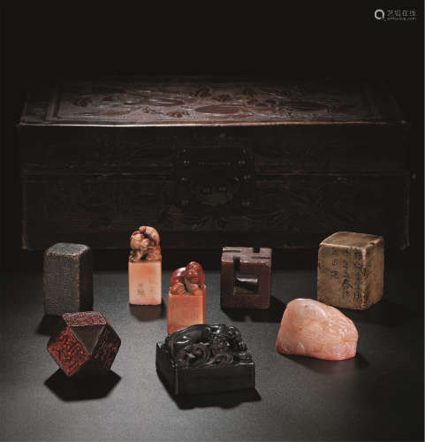清 寿山石各式印章一盒八方