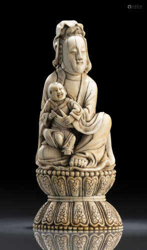 中国17世纪 牙雕送子观音莲座坐像