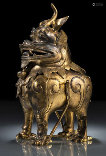 中国 铜鎏金甪端形香炉