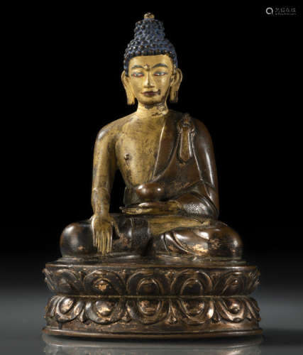 明15世纪晚期，西藏风格 释迦牟尼佛莲座铜坐像