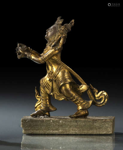 清18世纪晚期，汉藏风格 铜鎏金神明立像