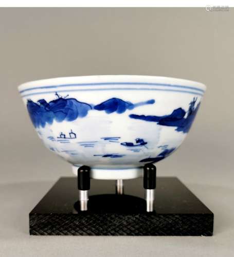 CHINESE BLUE AND WHITE PORCELAIN BOWL