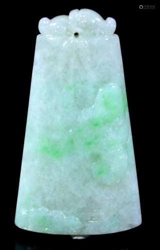 CHINESE CLASS A JADEITE JADE PENDANT.