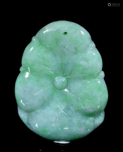 CHINESE CLASS A JADEITE JADE PENDANT