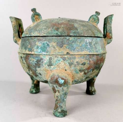 CHINESE ARCHAIC BRONZE LIDED DING