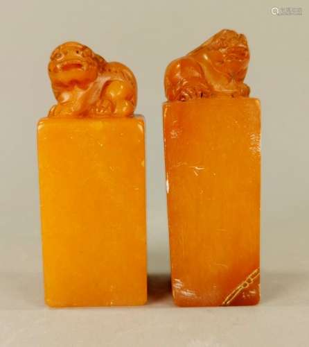 CHINESE PAIR OF TIANHUANG STONE SEALS