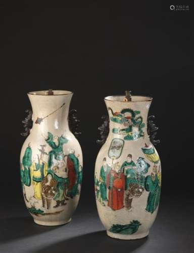 Paire de vases en porcelaine Nankin Chine, premièr…