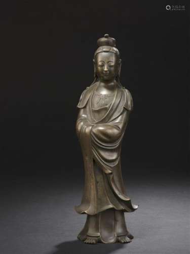 Statuette de Guanyin en bronze niellé d'argent Chi…