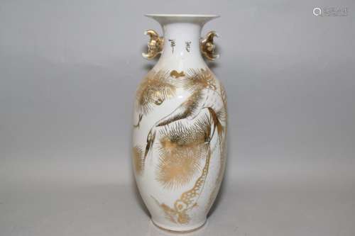 Late Qing/Republic Chinese Gold Painted Vase