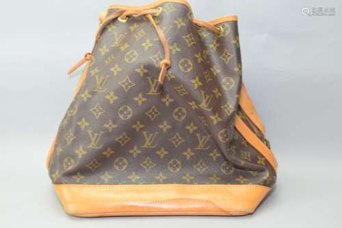Louis Vuitton Style Bucket Bag