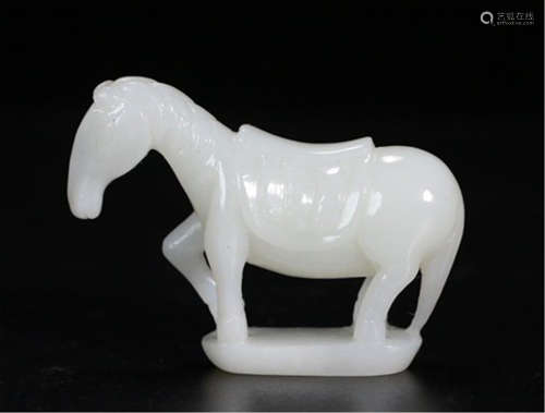 A CHINESE ANCIENT HETIAN JADE HORSE TABLE ITEM