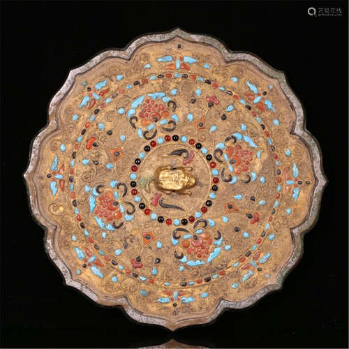 A CHINESE GILT BRONZE FLOWER GEM STONE INLAID MIRROR