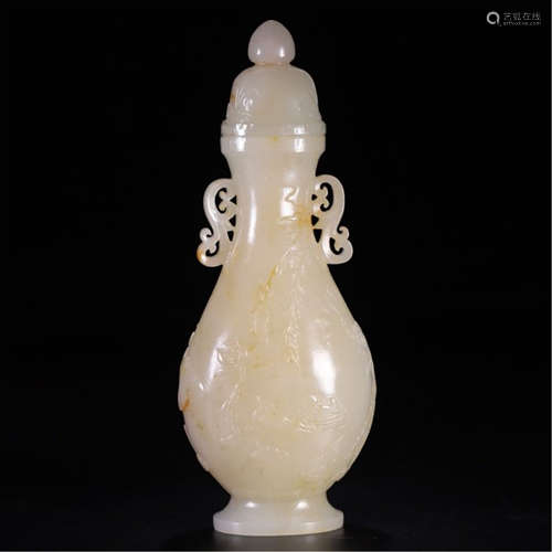 A CHINESE HETIAN JADE DOUBLE EARS LIDDER VASE