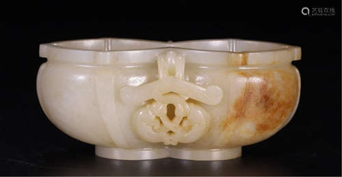 A CHINESE HETIAN JADE BRUSH WASHER