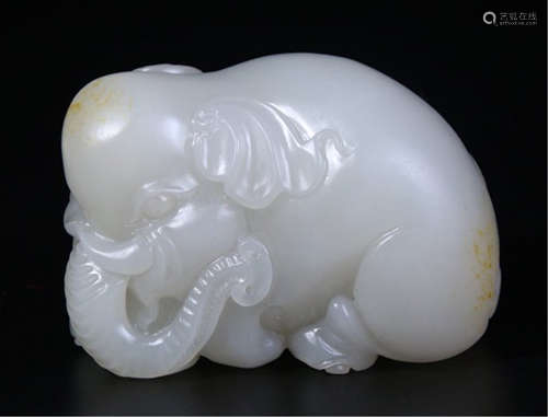 CHINESE WHITE JADE NEPHRITE ELEPHANT TABLE ITEM