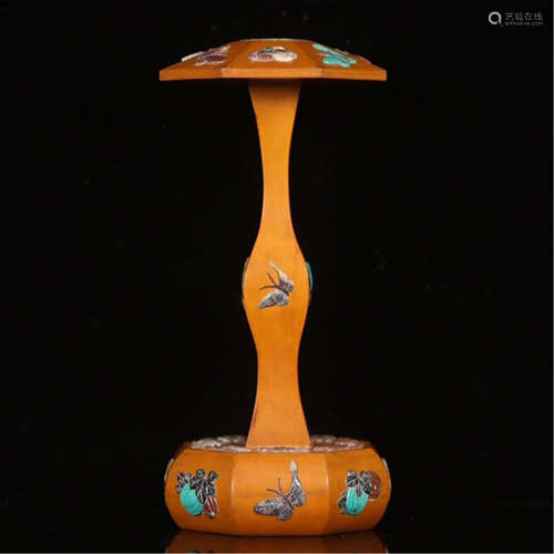 A CHINESE BAMBOO GEM STONE INLAID TABLE ITEM