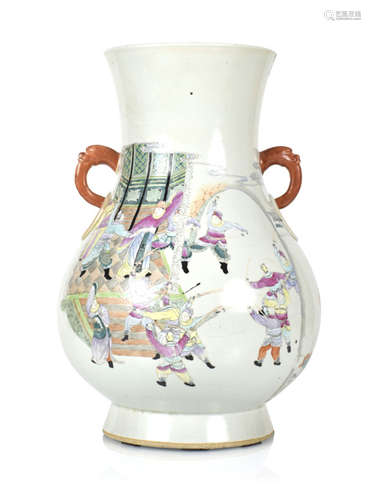 WEISSGRUNDIGE BODENVASE,