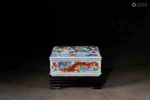 19世纪 青花五彩龙纹印盒