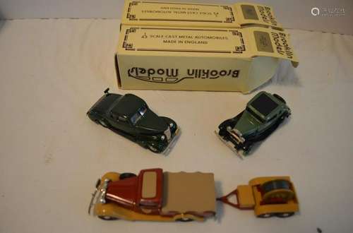 3 Ford/Chevrolet Car Models with 2 original boxes